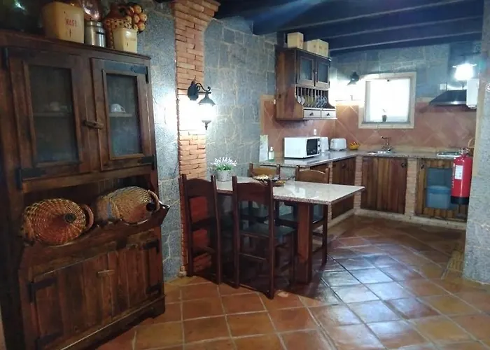 Bora-bora カントリーハウス ペラ