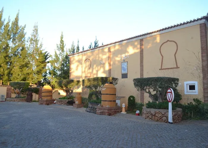 Bora-bora カントリーハウス ペラ